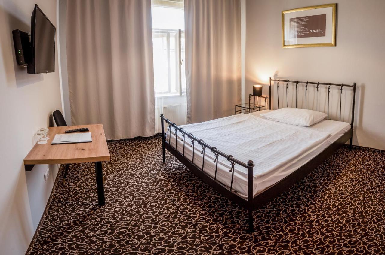 Hotel Brixen Πράγα Εξωτερικό φωτογραφία